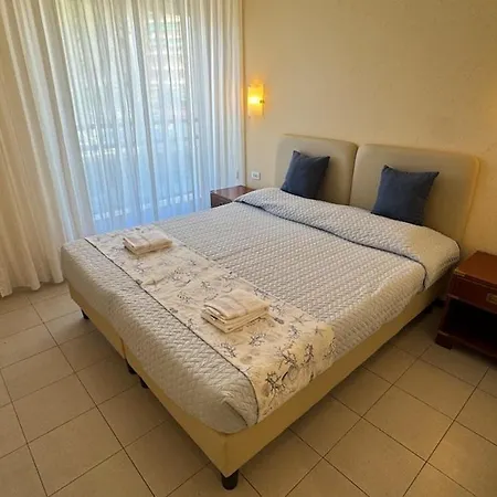 Apartment Carlo's G107 Garden Lido Sanremo